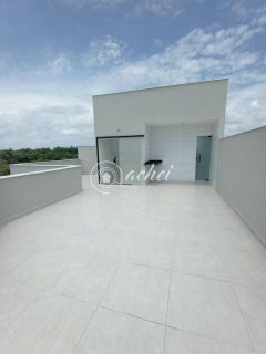 Casa de esquina, 3 suítes frente a Praia de Ipitanga