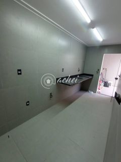 Casa Triplex à Venda em Ipitanga – Frente para o Rio