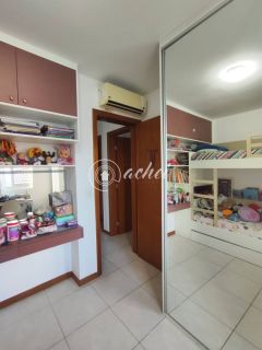 Casa à venda em condomínio fechado