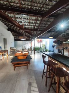 Casa à venda em condomínio fechado