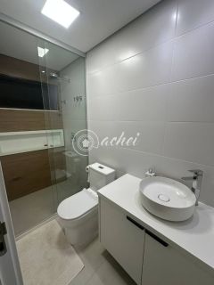 Casa de Alto Padrão no Alphaville Litoral Norte 3 | 4 Suítes, Área Gourmet Completa e Piscina com Hidromassagem