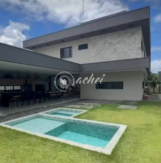 Casa de Alto Padrão no Alphaville Litoral Norte 3 | 4 Suítes, Área Gourmet Completa e Piscina com Hidromassagem