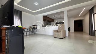 Casa  4/4 térrea Moderna em Alameda.