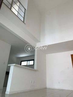 Apartamento terreo duplex 3/4 em Buraquinho