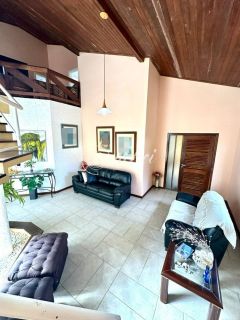 Casa à venda 4/4 nascente em condomínio - Priscila Dultra