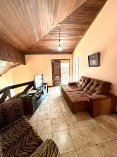 Casa à venda 4/4 nascente em condomínio - Priscila Dultra