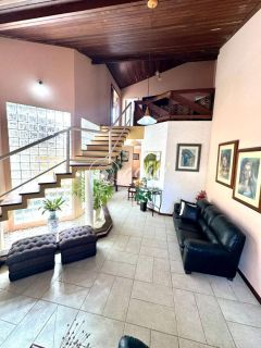 Casa à venda 4/4 nascente em condomínio - Priscila Dultra