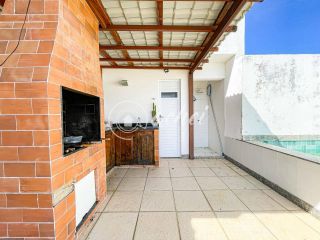 Aluga-se cobertura com linda vista para o mar - SEM MOBILIA