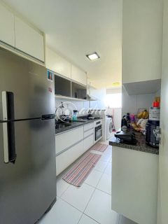 Aluga-se cobertura com linda vista para o mar - SEM MOBILIA