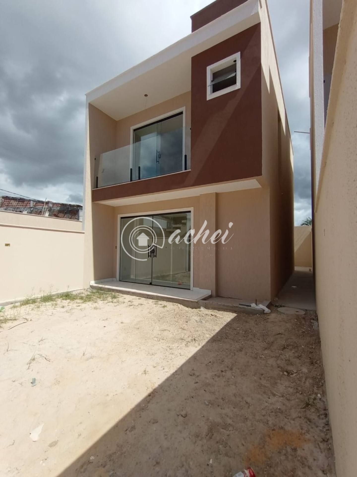 Casa à venda em condomínio fechado