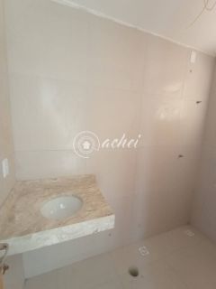 Casa à venda em condomínio fechado