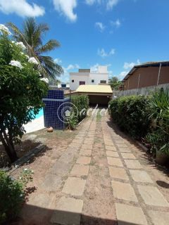 Casa com piscina à venda em ipitanga