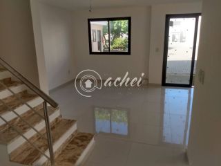 Casa à venda em Camaçari