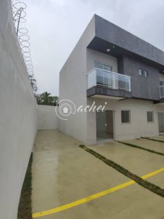 Casa em Condomínio com 3 Quartos (2 Suítes)