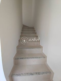 Casa em Condomínio com 3 Quartos (2 Suítes)