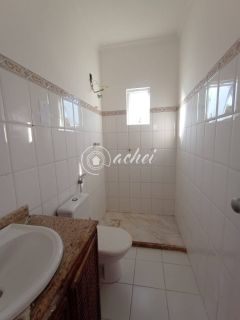 CASA À VENDA EM CONDOMÍNIO