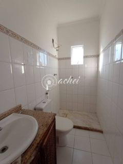 CASA À VENDA EM CONDOMÍNIO