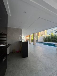 Casas Triplex à venda em Condomínio no bairro de Buraquinho