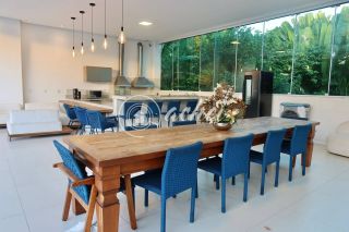 Mansão de alto padrão no Encontro das Águas para locação