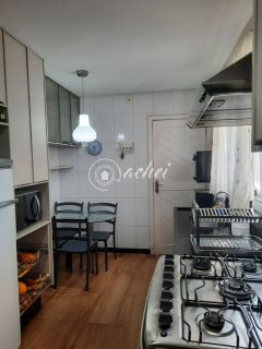 Casa Mobiliada para Locação – 4/4 sendo  3 Suítes