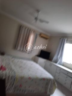 Casa Mobiliada para Locação – 4/4 sendo  3 Suítes