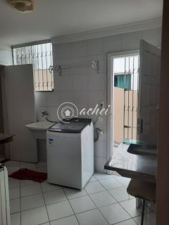 Casa Mobiliada para Locação – 4/4 sendo  3 Suítes