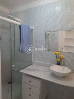 Casa Mobiliada para Locação – 4/4 sendo  3 Suítes