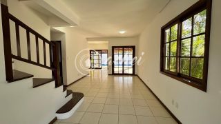 Casa 3 suítes dentro de condomínio em Vilas do Atlântico