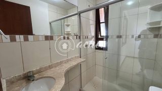 Casa 3 suítes dentro de condomínio em Vilas do Atlântico