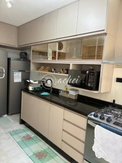 Casa localizada no Condomínio Vog Ville