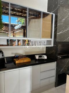 Casa localizada no Condomínio Vog Ville