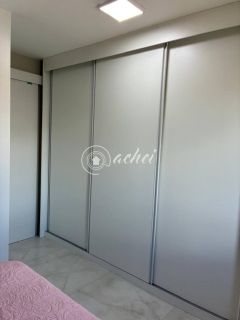 Casa localizada no Condomínio Vog Ville