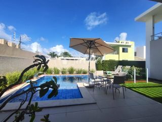 Casa de Alto Padrão à Venda no Miragem