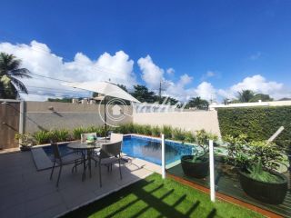 Casa de Alto Padrão à Venda no Miragem