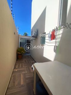 Casa de Alto Padrão à Venda no Miragem