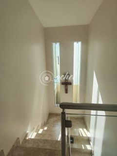 Casa de Alto Padrão à Venda no Miragem