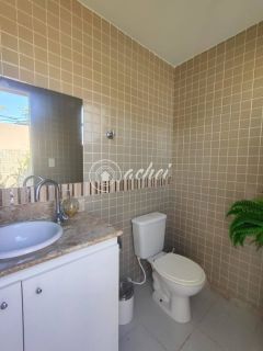 Casa de Alto Padrão à Venda no Miragem