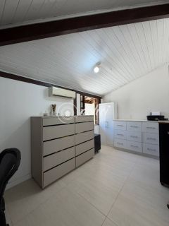 Casa em condomínio fechado com 5 quartos, piscina privativa e terreno de 400m² em Buraquinho, Lauro de Freitas