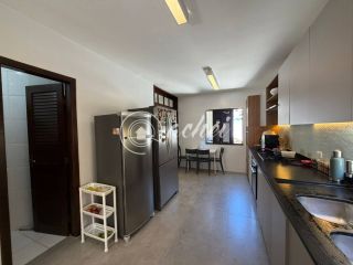 Casa em condomínio fechado com 5 quartos, piscina privativa e terreno de 400m² em Buraquinho, Lauro de Freitas