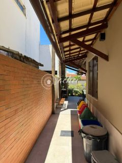 Casa em condomínio fechado com 5 quartos, piscina privativa e terreno de 400m² em Buraquinho, Lauro de Freitas
