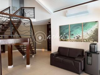 Casa em condomínio fechado com 5 quartos, piscina privativa e terreno de 400m² em Buraquinho, Lauro de Freitas