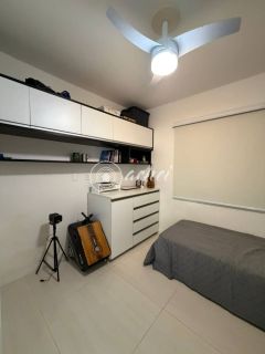 Casa em condomínio fechado com 5 quartos, piscina privativa e terreno de 400m² em Buraquinho, Lauro de Freitas