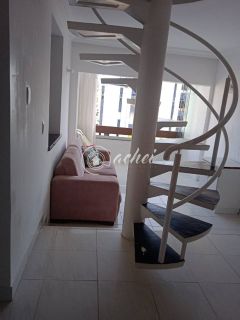 Apartamento duplex nascente em Vilas do Atlântico