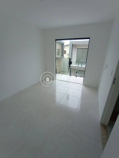 Casa 4 quartos frente à Praia de Ipitanga