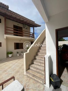 Casa à venda com quarto térreo