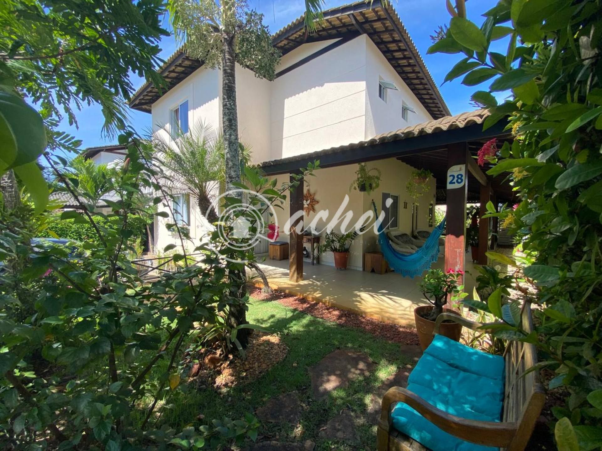 Casa à venda em condomínio clube – Priscila Dutra