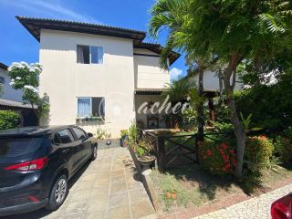 Casa à venda em condomínio clube – Priscila Dutra