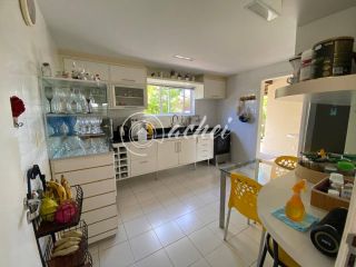 Casa à venda em condomínio clube – Priscila Dutra