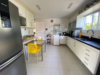 Casa à venda em condomínio clube – Priscila Dutra