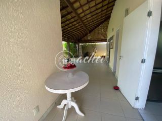 Casa à venda em condomínio clube – Priscila Dutra